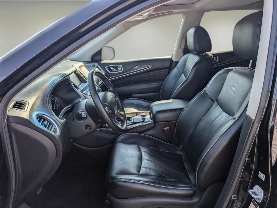 2014 /Graphite Infiniti QX60 (5N1AL0MM9EC) with an Other engine, located at 3959 U.S. 80 W, Phenix City, AL, 36870, (334) 297-4885, 32.469296, -85.135185 - **Discover the Ultimate Family Adventure with the 2014 Infiniti QX60 at Gils Auto!**<br /> <br /> Are you searching for the perfect vehicle to elevate your family's adventures? Look no further than this stunning 2014 Infiniti QX60, expertly designed for both comfort and versatility. Whether you're p - Photo#10