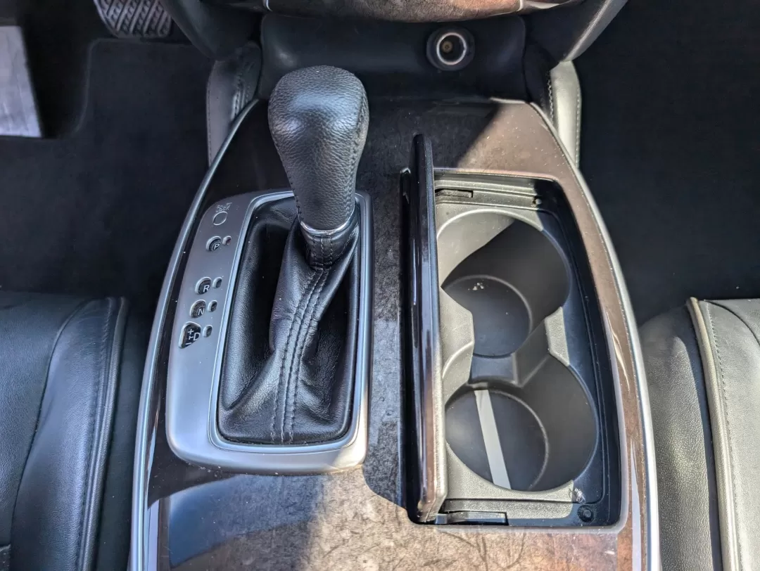 2014 /Graphite Infiniti QX60 (5N1AL0MM9EC) with an Other engine, located at 3959 U.S. 80 W, Phenix City, AL, 36870, (334) 297-4885, 32.469296, -85.135185 - **Discover the Ultimate Family Adventure with the 2014 Infiniti QX60 at Gils Auto!**<br /> <br /> Are you searching for the perfect vehicle to elevate your family's adventures? Look no further than this stunning 2014 Infiniti QX60, expertly designed for both comfort and versatility. Whether you're p - Photo#13