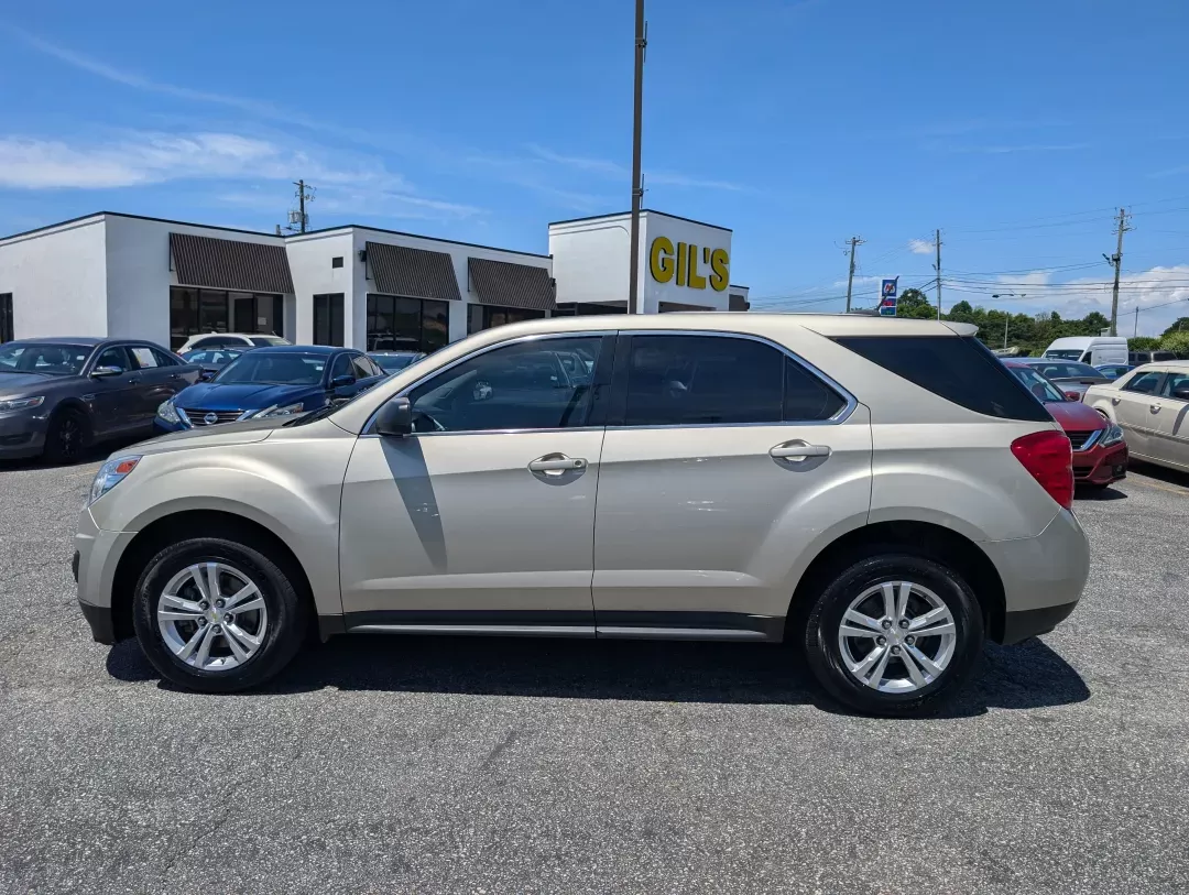 2015 /Jet Black Chevrolet Equinox LS (2GNALAEK6F1) with an Other engine, located at 3959 U.S. 80 W, Phenix City, AL, 36870, (334) 297-4885, 32.469296, -85.135185 - Discover the perfect blend of comfort, style, and versatility with the 2015 Chevrolet Equinox LS, available now at Gils Auto in Phenix City, AL. This spacious SUV is designed for families on the go, weekend adventurers, or anyone needing a reliable vehicle for daily commutes. With its flexible fuel - Photo#7