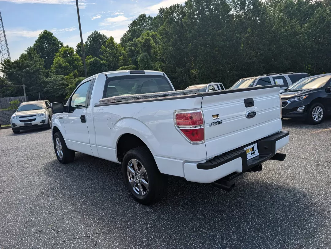 2009 Ford F-150 XL (1FTRF12W19K) with an Other engine, located at 3959 U.S. 80 W, Phenix City, AL, 36870, (334) 297-4885, 32.469296, -85.135185 - **Unleash Your Adventurous Spirit with This 2009 Ford F-150 XL!**<br /> <br /> If you're a weekend warrior or simply need a reliable companion for your daily ventures, this 2009 Ford F-150 XL is the perfect fit for your lifestyle! Designed for those who seek both strength and versatility, this picku - Photo#6