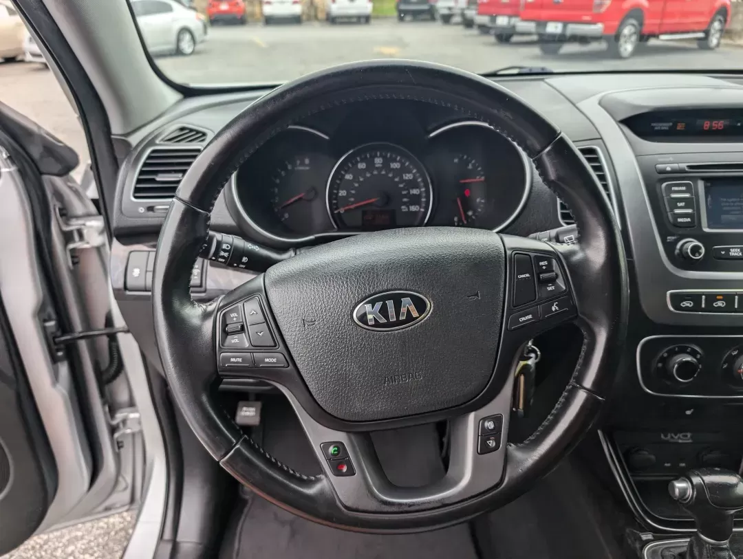 2014 /Black Kia Sorento LX (5XYKTDA6XEG) with an Other engine, located at 3959 U.S. 80 W, Phenix City, AL, 36870, (334) 297-4885, 32.469296, -85.135185 - **Embark on Your Next Adventure with the 2014 Kia Sorento LX at Gils Auto in Phenix City, AL!**<br /> <br /> Are you ready to enhance your lifestyle and explore new horizons? With the 2014 Kia Sorento LX, you'll have the perfect companion for family outings, weekend adventures, and everything in bet - Photo#15
