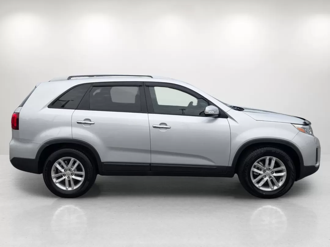 2014 /Black Kia Sorento LX (5XYKTDA6XEG) with an Other engine, located at 804 22nd Ave, Phenix City, AL, 36870, (334) 297-1860, 32.484749, -85.024475 - **Discover the Ultimate Family SUV: A 2014 Kia Sorento at Gils Auto - Phenix City #2**<br /> <br /> Are you in search of a reliable, spacious SUV that can easily accommodate your growing family's needs? Look no further! The 2014 Kia Sorento is the perfect blend of comfort, practicality, and style, m - Photo#4