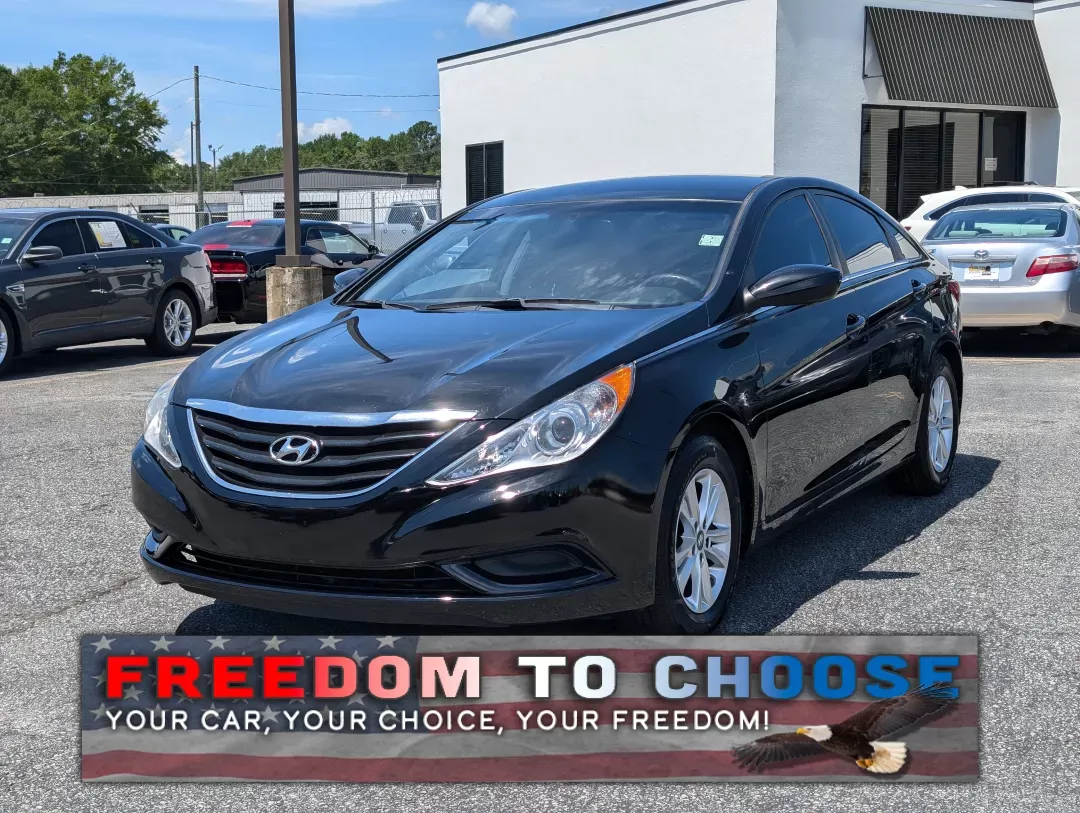 2013 /Gray Hyundai Sonata GLS (5NPEB4ACXDH) with an Other engine, located at 3959 U.S. 80 W, Phenix City, AL, 36870, (334) 297-4885, 32.469296, -85.135185 - **Discover Reliable Comfort with the 2013 Hyundai Sonata at Gils Auto - Phenix City!**<br /> <br /> Are you searching for a dependable vehicle perfect for your daily commutes or family adventures? Look no further than our 2013 Hyundai Sonata GLS, available now at Gils Auto located at 3959 U.S. 80 W, - Photo#0