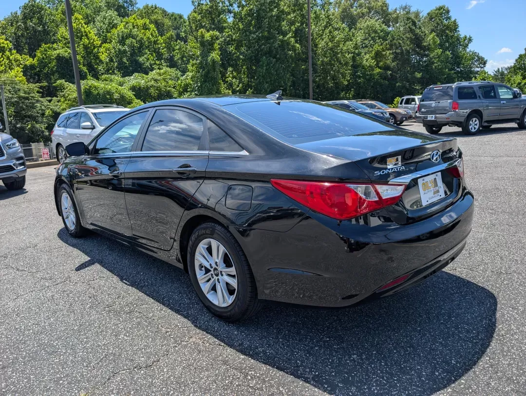 2013 /Gray Hyundai Sonata GLS (5NPEB4ACXDH) with an Other engine, located at 3959 U.S. 80 W, Phenix City, AL, 36870, (334) 297-4885, 32.469296, -85.135185 - **Discover Reliable Comfort with the 2013 Hyundai Sonata at Gils Auto - Phenix City!**<br /> <br /> Are you searching for a dependable vehicle perfect for your daily commutes or family adventures? Look no further than our 2013 Hyundai Sonata GLS, available now at Gils Auto located at 3959 U.S. 80 W, - Photo#6