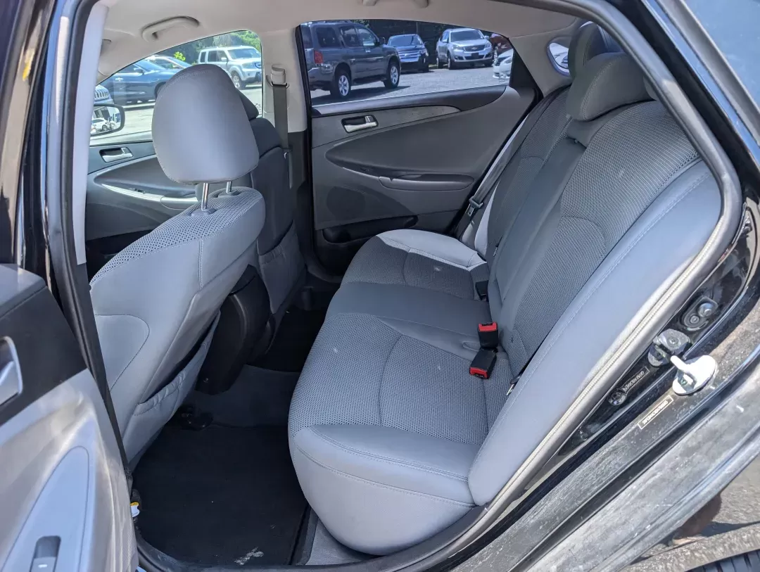 2013 /Gray Hyundai Sonata GLS (5NPEB4ACXDH) with an Other engine, located at 3959 U.S. 80 W, Phenix City, AL, 36870, (334) 297-4885, 32.469296, -85.135185 - **Discover Reliable Comfort with the 2013 Hyundai Sonata at Gils Auto - Phenix City!**<br /> <br /> Are you searching for a dependable vehicle perfect for your daily commutes or family adventures? Look no further than our 2013 Hyundai Sonata GLS, available now at Gils Auto located at 3959 U.S. 80 W, - Photo#10