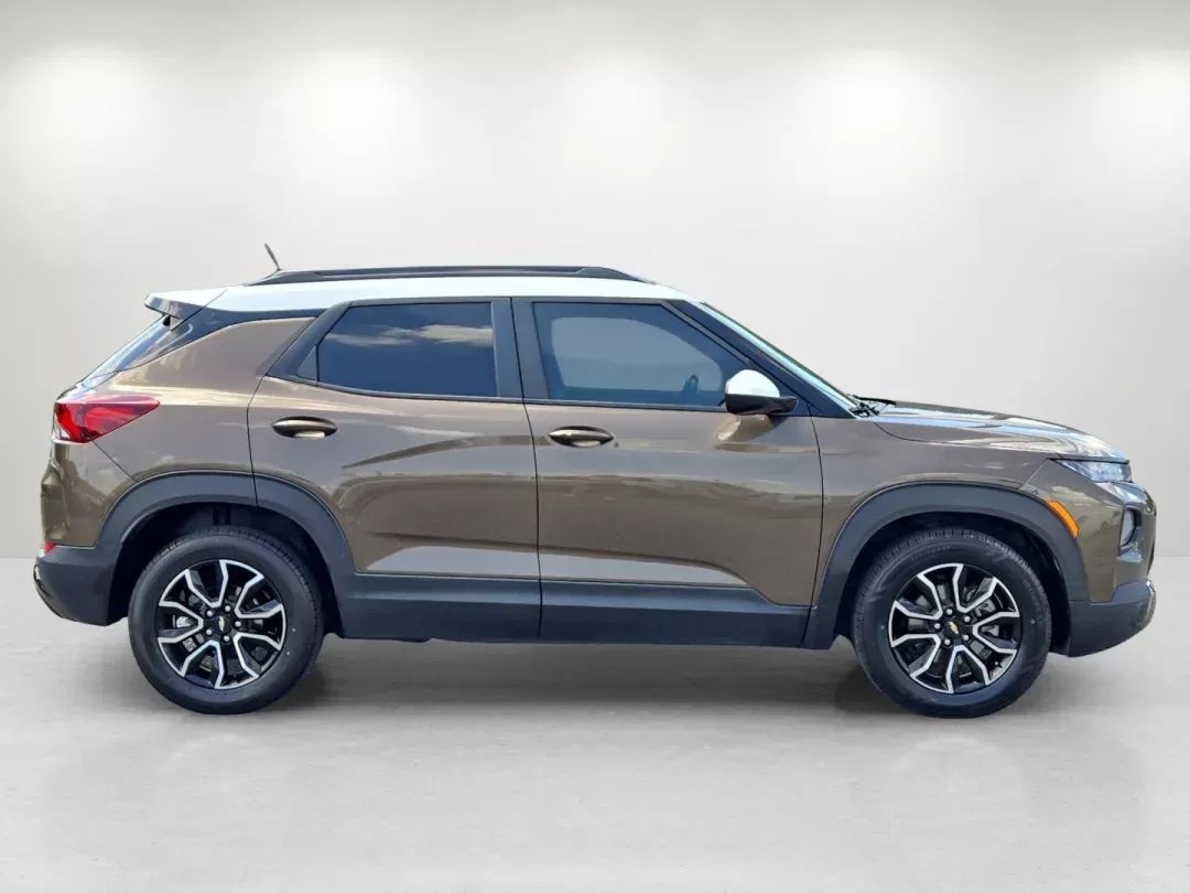 2021 /Jet Black with Arizona accents Chevrolet Trailblazer ACTIV (KL79MVSL9MB) with an Other engine, located at 3959 U.S. 80 W, Phenix City, AL, 36870, (334) 297-4885, 32.469296, -85.135185 - **Elevate Your Adventures with This 2021 Chevrolet Trailblazer at Gils Auto - Phenix City!**<br /> <br /> Are you ready to take your family road trips to the next level or find the perfect SUV for your daily commute? Look no further! This stunning 2021 Chevrolet Trailblazer ACTIV, available at Gils - Photo#3