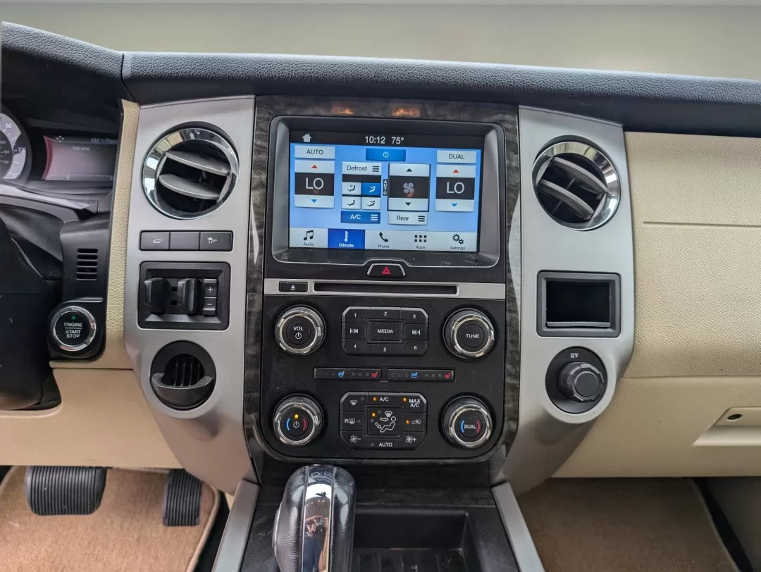 2016 Ford Expedition Limited (1FMJU1KT3GE) with an Other engine, located at 3959 U.S. 80 W, Phenix City, AL, 36870, (334) 297-4885, 32.469296, -85.135185 - Explore new horizons with the 2016 Ford Expedition Limited, available now at Gils Auto in Phenix City, AL. If you're a growing family or an adventurous spirit seeking the perfect vehicle for weekend getaways, this spacious SUV is tailored to meet your lifestyle needs. With ample room for passengers - Photo#15