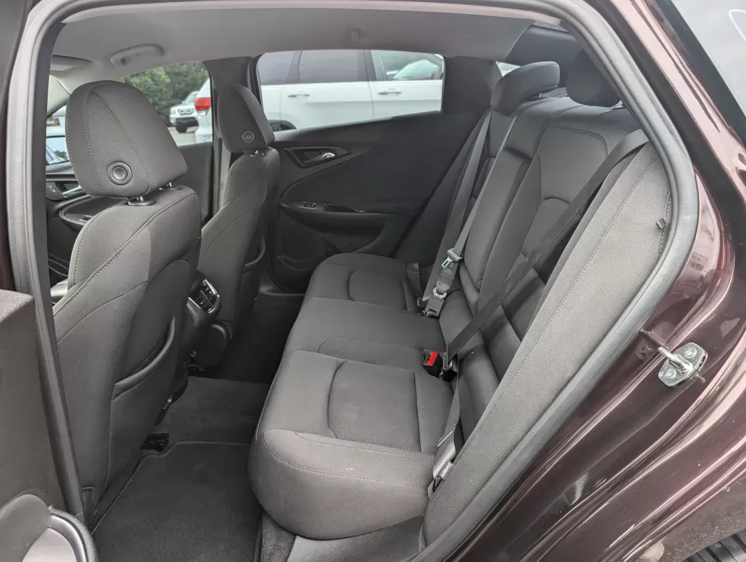 2020 /Jet Black Chevrolet Malibu LT (1G1ZD5ST7LF) with an Other engine, located at 3959 U.S. 80 W, Phenix City, AL, 36870, (334) 297-4885, 32.469296, -85.135185 - **Elevate Your Daily Drive with the 2020 Chevrolet Malibu LT Perfect for Commuters and Families Alike!**<br /> <br /> Are you searching for a reliable sedan that marries style, safety, and advanced technology? Look no further than the 2020 Chevrolet Malibu LT, now available at Gils Auto in Phenix C - Photo#10
