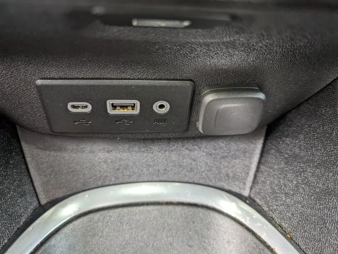 2020 /Jet Black Chevrolet Malibu LT (1G1ZD5ST7LF) with an Other engine, located at 3959 U.S. 80 W, Phenix City, AL, 36870, (334) 297-4885, 32.469296, -85.135185 - **Elevate Your Daily Drive with the 2020 Chevrolet Malibu LT Perfect for Commuters and Families Alike!**<br /> <br /> Are you searching for a reliable sedan that marries style, safety, and advanced technology? Look no further than the 2020 Chevrolet Malibu LT, now available at Gils Auto in Phenix C - Photo#14