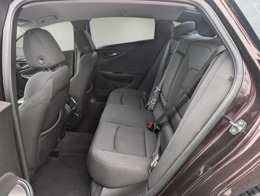 2020 /Jet Black Chevrolet Malibu LT (1G1ZD5ST7LF) with an Other engine, located at 7000 Northlake Connector, Columbus, GA, 31904, (706) 987-8085, 32.524975, -84.978134 - **Elevate Your Daily Drive with the 2020 Chevrolet Malibu LT** <br /> <br /> Are you searching for a versatile sedan that seamlessly blends comfort, technology, and safety? Look no further than this stunning 2020 Chevrolet Malibu LT, available now at Gils Auto in Phenix City, AL. This vehicle is pe - Photo#11