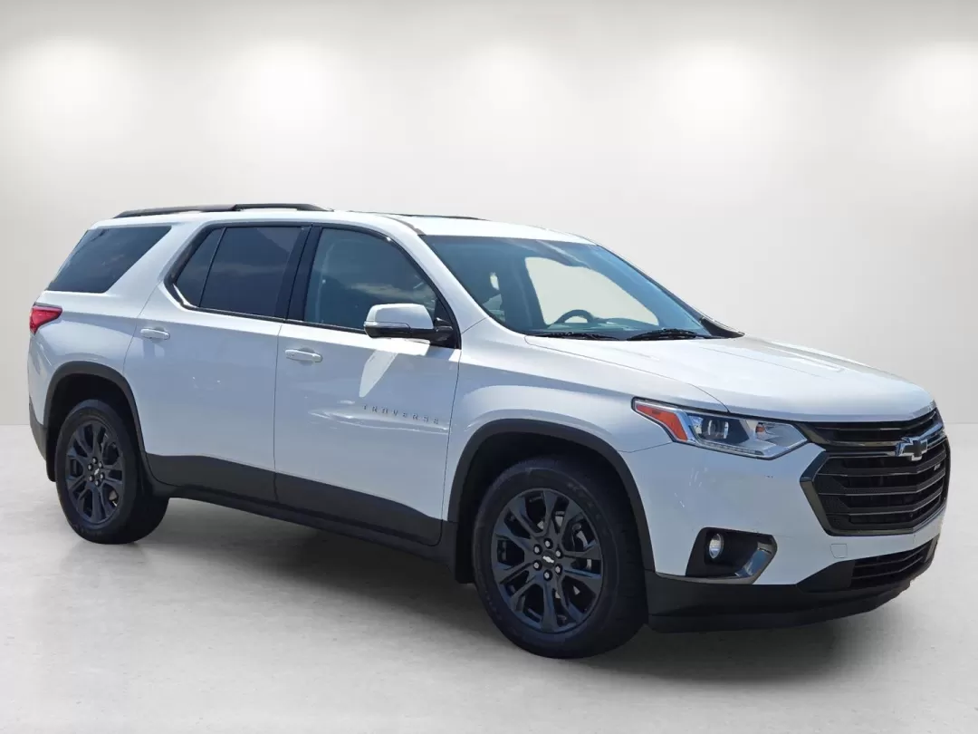 2019 /Jet Black Chevrolet Traverse RS (1GNEVJKW2KJ) with an Other engine, located at 5115 14th Ave., Columbus, GA, 31904, (706) 323-0345, 32.511494, -84.971046 - **Adventure Awaits: 2019 Chevrolet Traverse RS in Phenix City, AL Perfect for Family Road Trips and Daily Commutes!**<br /> <br /> Are you ready to elevate your driving experience? The 2019 Chevrolet Traverse RS is designed for families and adventurers alike. Imagine cruising through the beautiful - Photo#5