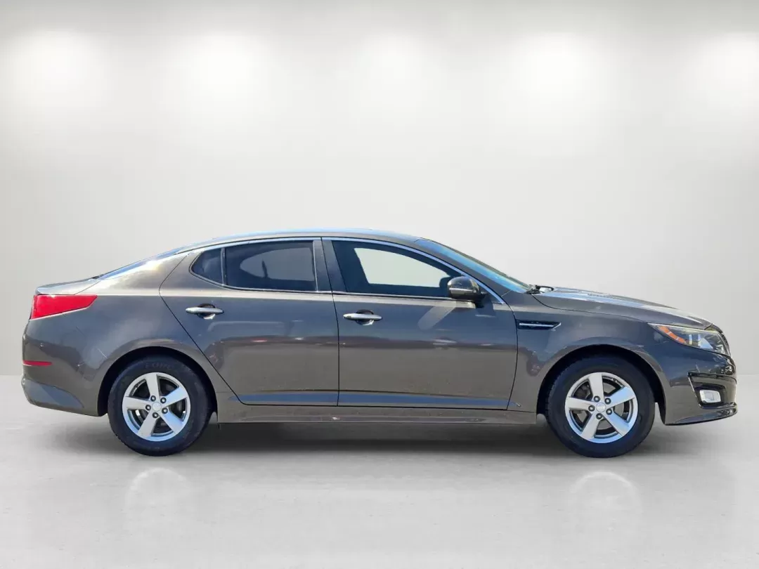 2014 /Beige Kia Optima LX (5XXGM4A74EG) with an Other engine, located at 804 22nd Ave, Phenix City, AL, 36870, (334) 297-1860, 32.484749, -85.024475 - ### Discover Your Next Adventure with the 2014 Kia Optima LX at Gils Auto - Phenix City #2<br /> <br /> Are you searching for a reliable and stylish sedan perfect for all your commuting needs or weekend getaways? Look no further than the 2014 Kia Optima LX, available now at Gils Auto - Phenix City # - Photo#3
