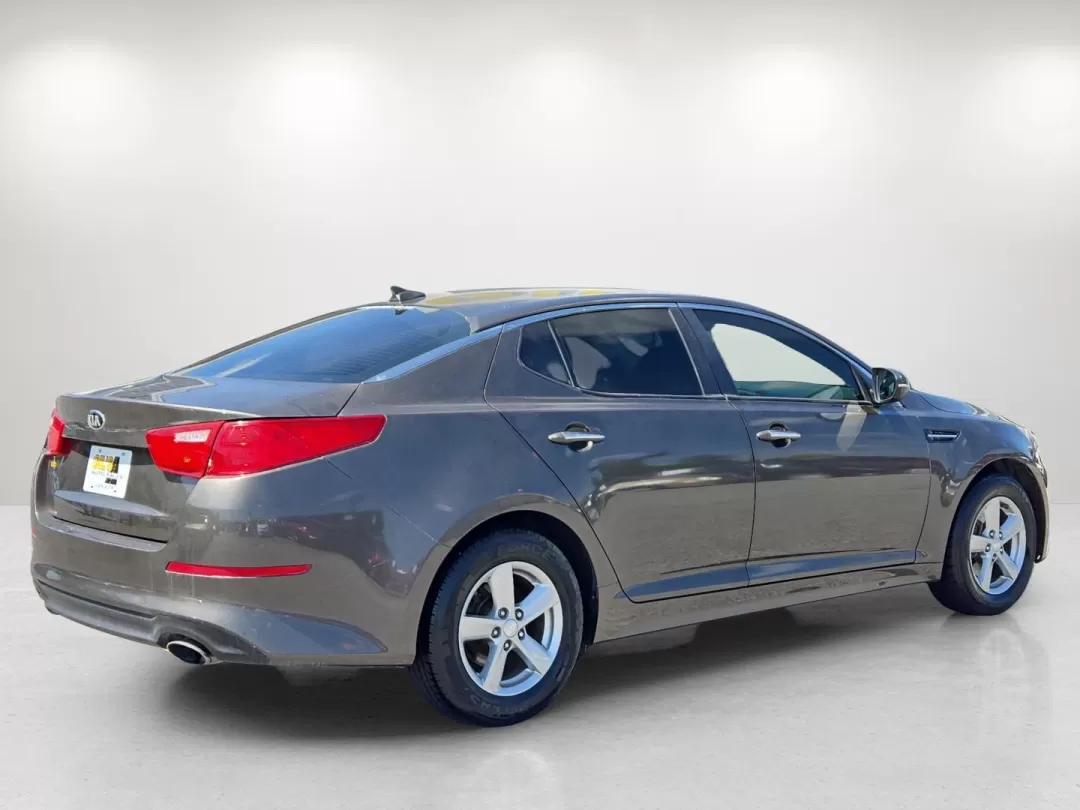 2014 /Beige Kia Optima LX (5XXGM4A74EG) with an Other engine, located at 1430 Gateway Drive, Opelika, AL, 36801, (334) 239-0944, 32.637871, -85.409790 - **Experience Unmatched Comfort and Style with This 2014 Kia Optima LX Perfect for Your Daily Commutes!**<br /> <br /> If you're searching for a dependable sedan that perfectly blends style, comfort, and technology, your quest ends here! The 2014 Kia Optima LX is not just a car; it's a lifestyle upg - Photo#4