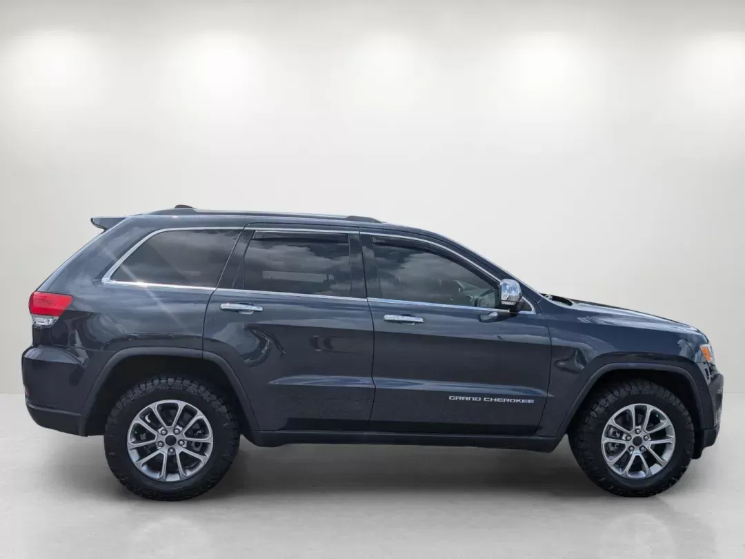 2014 /Black Jeep Grand Cherokee Limited (1C4RJFBG0EC) with an Other engine, located at 804 22nd Ave, Phenix City, AL, 36870, (334) 297-1860, 32.484749, -85.024475 - **Embrace Adventure with the 2014 Jeep Grand Cherokee Limited at Gils Auto!**<br /> <br /> Are you ready to elevate your lifestyle with a vehicle that seamlessly blends luxury, capability, and performance? Whether you're a weekend warrior seeking new trails or a busy family looking for a reliable SU - Photo#3