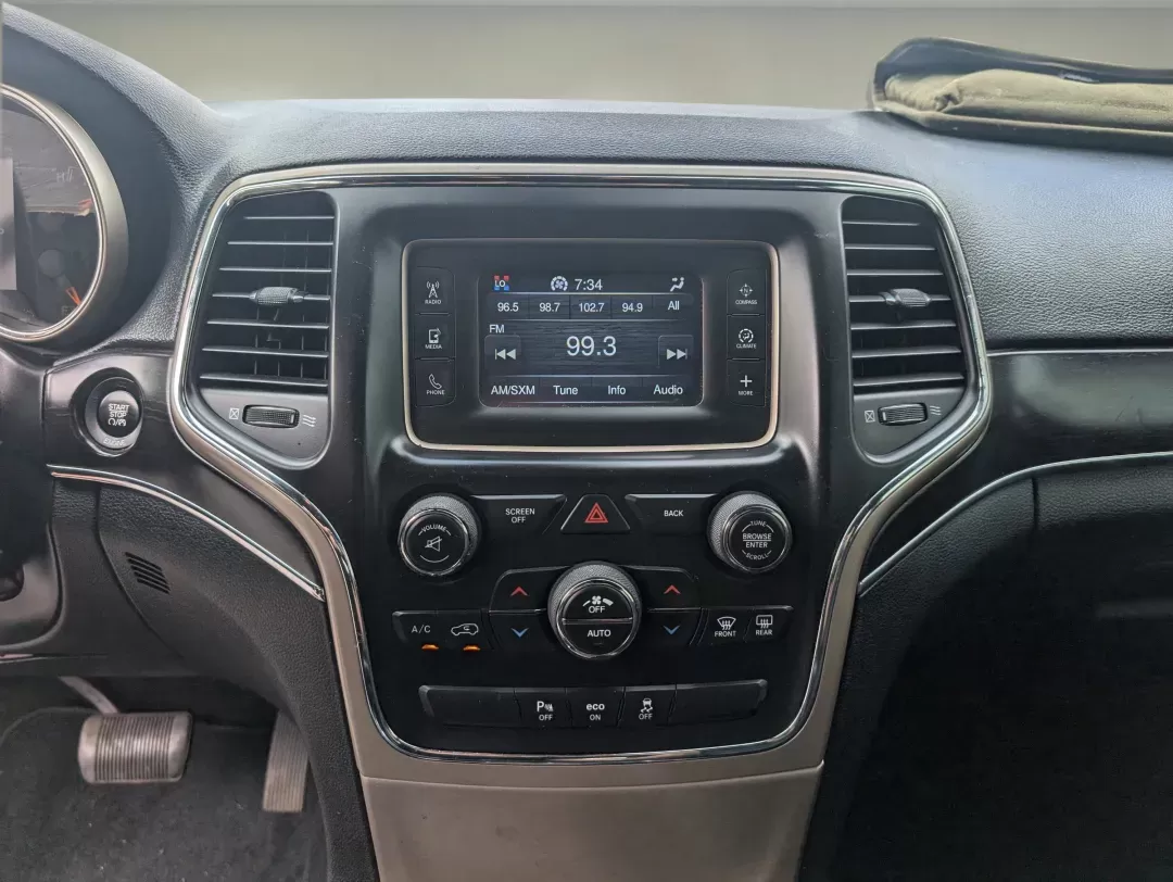 2014 /Black Jeep Grand Cherokee Limited (1C4RJFBG0EC) with an Other engine, located at 804 22nd Ave, Phenix City, AL, 36870, (334) 297-1860, 32.484749, -85.024475 - **Embrace Adventure with the 2014 Jeep Grand Cherokee Limited at Gils Auto!**<br /> <br /> Are you ready to elevate your lifestyle with a vehicle that seamlessly blends luxury, capability, and performance? Whether you're a weekend warrior seeking new trails or a busy family looking for a reliable SU - Photo#11