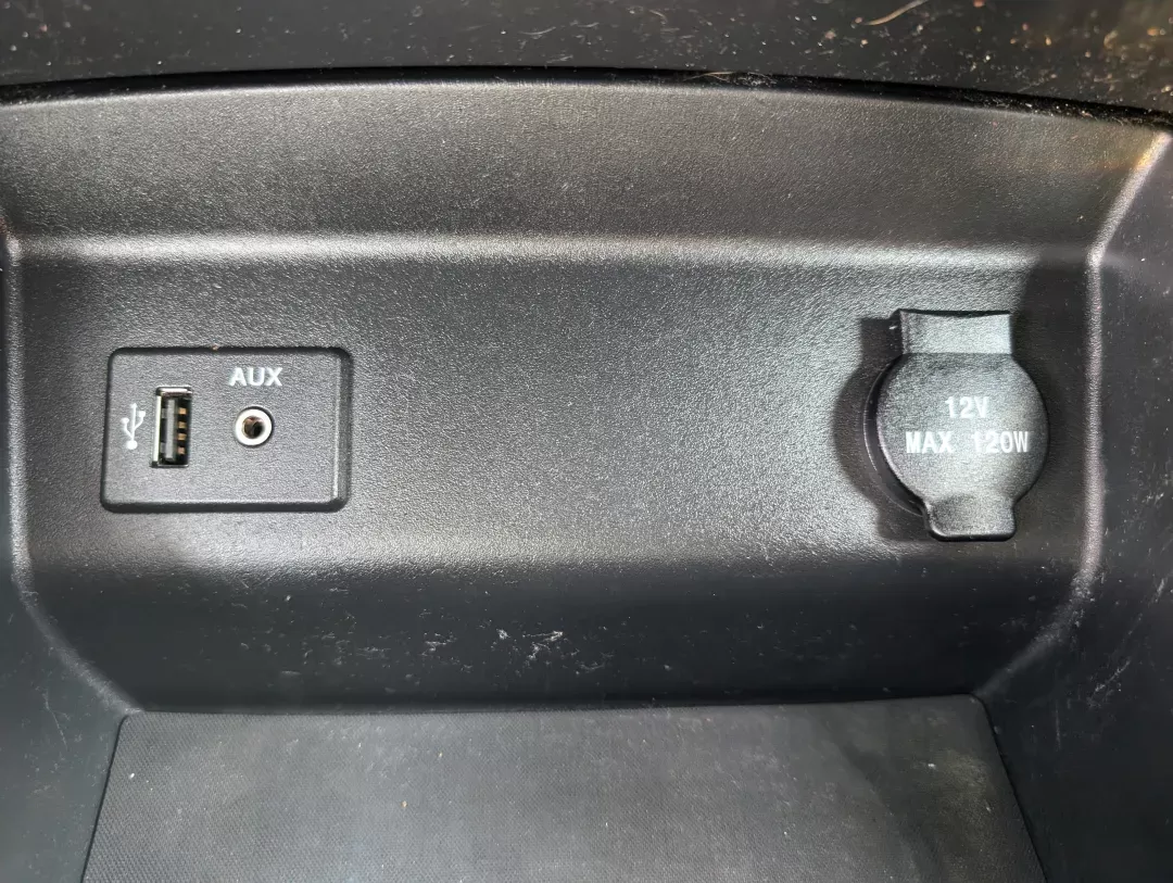 2016 /Charcoal Nissan Altima 2.5 SR (1N4AL3AP9GC) with an Other engine, located at 804 22nd Ave, Phenix City, AL, 36870, (334) 297-1860, 32.484749, -85.024475 - **Elevate Your Daily Drives with the 2016 Nissan Altima 2.5 SR** <br /> Are you in search of a reliable sedan that perfectly balances style, comfort, and performance? Look no further than the 2016 Nissan Altima 2.5 SR! Whether you're commuting to work, running errands in Phenix City, AL, or embarki - Photo#15