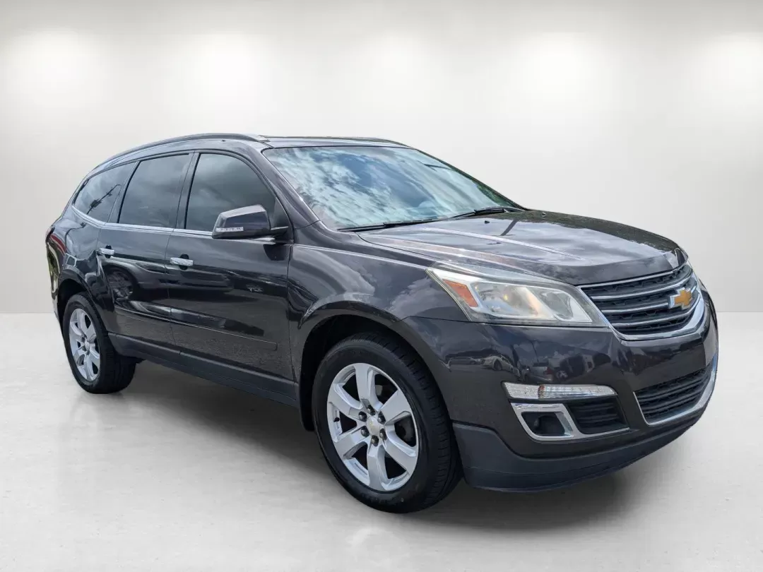 2016 /Ebony Chevrolet Traverse LT (1GNKRGKD4GJ) with an Other engine, located at 804 22nd Ave, Phenix City, AL, 36870, (334) 297-1860, 32.484749, -85.024475 - **Explore Adventure in a 2016 Chevrolet Traverse LT Perfect for Growing Families and Weekend Getaways!**<br /> <br /> Are you in search of a reliable SUV that seamlessly blends comfort, space, and performance? Look no further! At Gils Auto - Phenix City #2, we proudly present the 2016 Chevrolet Tra - Photo#2