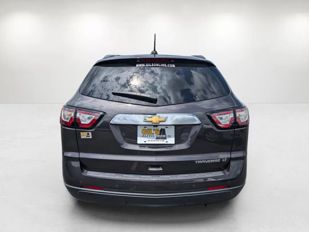 2016 /Ebony Chevrolet Traverse LT (1GNKRGKD4GJ) with an Other engine, located at 804 22nd Ave, Phenix City, AL, 36870, (334) 297-1860, 32.484749, -85.024475 - **Explore Adventure in a 2016 Chevrolet Traverse LT Perfect for Growing Families and Weekend Getaways!**<br /> <br /> Are you in search of a reliable SUV that seamlessly blends comfort, space, and performance? Look no further! At Gils Auto - Phenix City #2, we proudly present the 2016 Chevrolet Tra - Photo#5