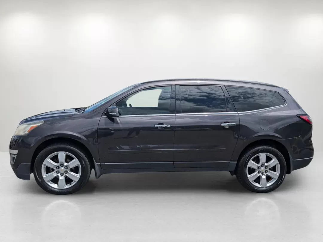 2016 /Ebony Chevrolet Traverse LT (1GNKRGKD4GJ) with an Other engine, located at 804 22nd Ave, Phenix City, AL, 36870, (334) 297-1860, 32.484749, -85.024475 - **Explore Adventure in a 2016 Chevrolet Traverse LT Perfect for Growing Families and Weekend Getaways!**<br /> <br /> Are you in search of a reliable SUV that seamlessly blends comfort, space, and performance? Look no further! At Gils Auto - Phenix City #2, we proudly present the 2016 Chevrolet Tra - Photo#7