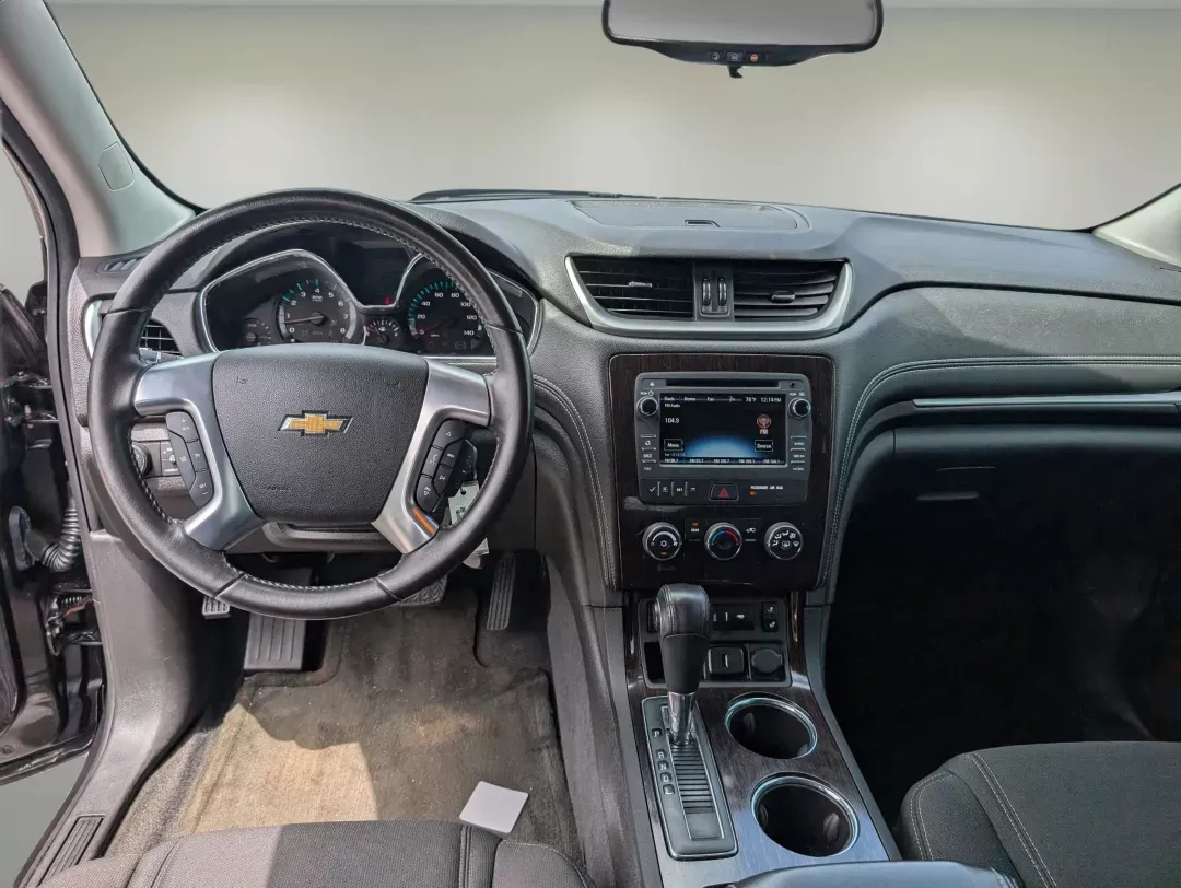 2016 /Ebony Chevrolet Traverse LT (1GNKRGKD4GJ) with an Other engine, located at 804 22nd Ave, Phenix City, AL, 36870, (334) 297-1860, 32.484749, -85.024475 - **Explore Adventure in a 2016 Chevrolet Traverse LT Perfect for Growing Families and Weekend Getaways!**<br /> <br /> Are you in search of a reliable SUV that seamlessly blends comfort, space, and performance? Look no further! At Gils Auto - Phenix City #2, we proudly present the 2016 Chevrolet Tra - Photo#14