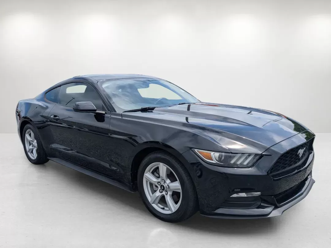 2017 Ford Mustang V6 (1FA6P8AM3H5) with an Other engine, located at 3959 U.S. 80 W, Phenix City, AL, 36870, (334) 297-4885, 32.469296, -85.135185 - **Unleash Your Inner Adventurer with the 2017 Ford Mustang V6!**<br /> <br /> Are you ready to take your driving experience to a whole new level? Whether you're looking to impress your friends, spice up your daily commute, or simply enjoy the thrill of the open road, the 2017 Ford Mustang V6 at Gils - Photo#2