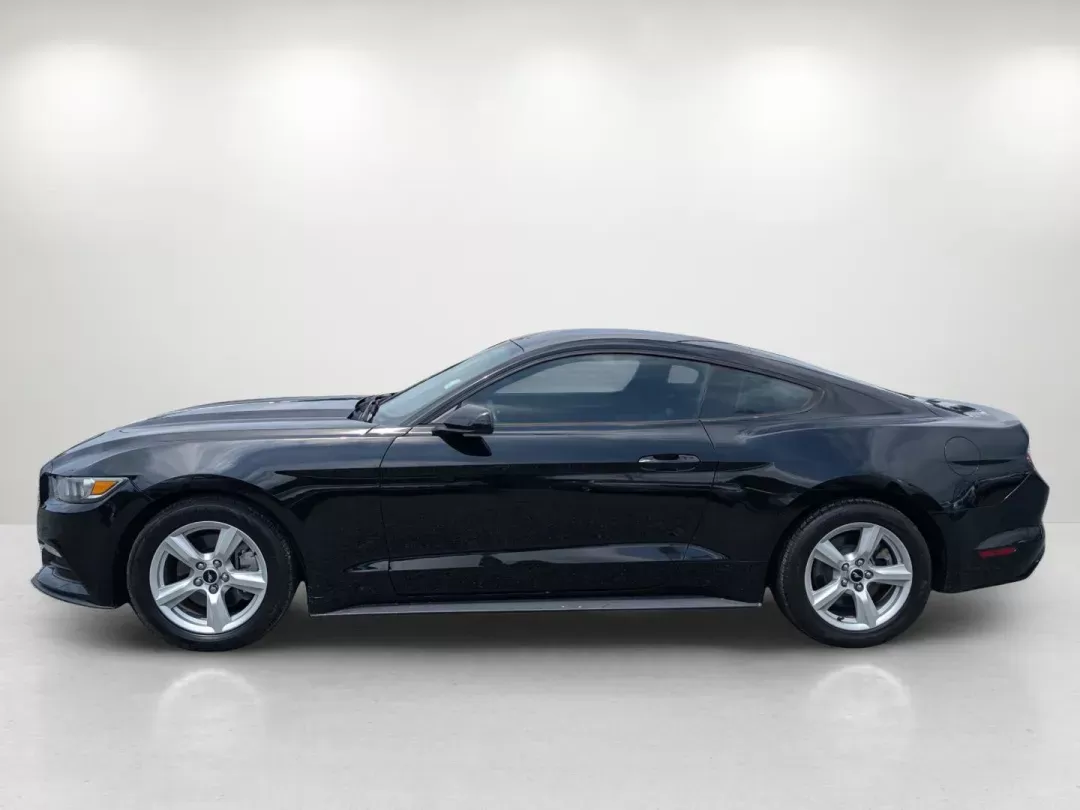 2017 Ford Mustang V6 (1FA6P8AM3H5) with an Other engine, located at 3959 U.S. 80 W, Phenix City, AL, 36870, (334) 297-4885, 32.469296, -85.135185 - **Unleash Your Inner Adventurer with the 2017 Ford Mustang V6!**<br /> <br /> Are you ready to take your driving experience to a whole new level? Whether you're looking to impress your friends, spice up your daily commute, or simply enjoy the thrill of the open road, the 2017 Ford Mustang V6 at Gils - Photo#7
