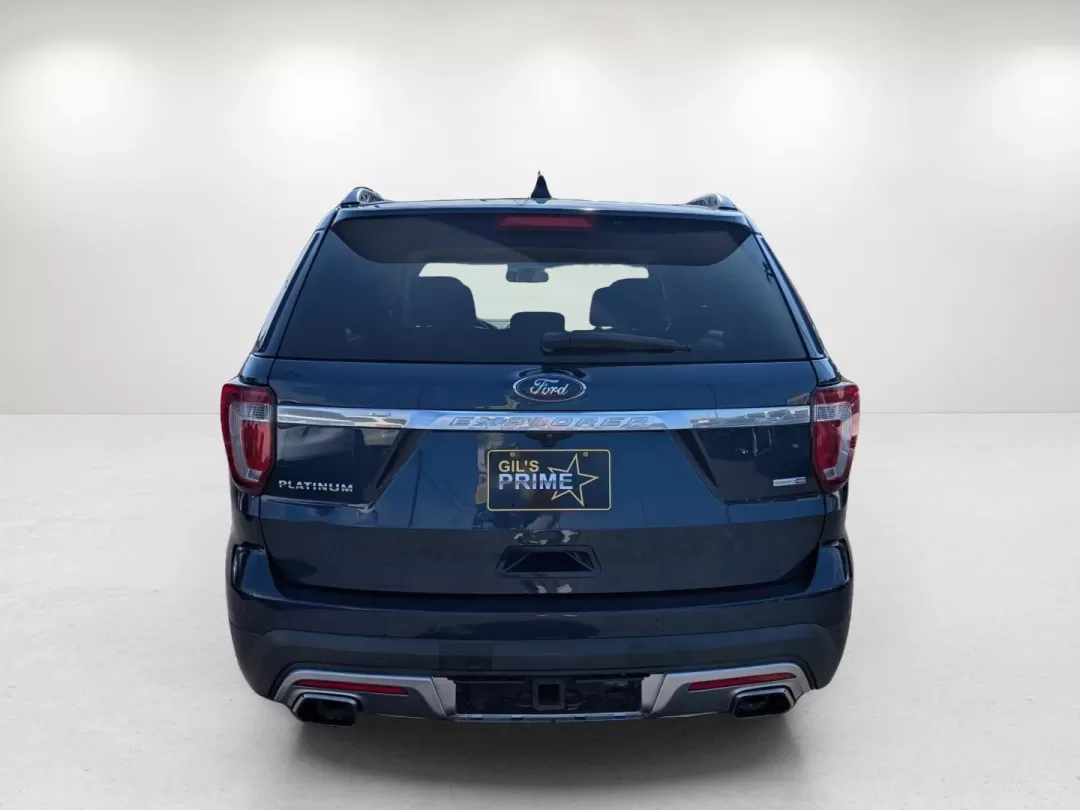 2017 Ford Explorer Platinum (1FM5K8HT7HG) with an Other engine, located at 3959 U.S. 80 W, Phenix City, AL, 36870, (334) 297-4885, 32.469296, -85.135185 - **Discover the Ultimate Family SUV: 2017 Ford Explorer Platinum at Gils Auto!**<br /> <br /> Are you looking for a vehicle that can transform your family outings into unforgettable adventures? The 2017 Ford Explorer Platinum is the perfect solution for growing families, outdoor enthusiasts, and anyo - Photo#5