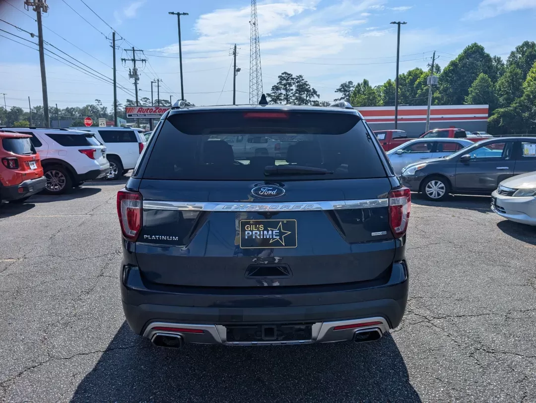 2017 Ford Explorer Platinum (1FM5K8HT7HG) with an Other engine, located at 804 22nd Ave, Phenix City, AL, 36870, (334) 297-1860, 32.484749, -85.024475 - **Discover the Ultimate Family SUV: 2017 Ford Explorer Platinum at Gils Auto!**<br /> <br /> Are you looking for a vehicle that can transform your family outings into unforgettable adventures? The 2017 Ford Explorer Platinum is the perfect solution for growing families, outdoor enthusiasts, and anyo - Photo#5