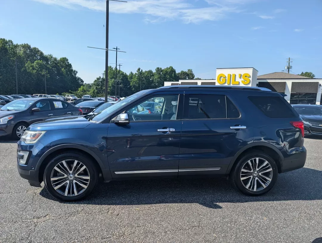 2017 Ford Explorer Platinum (1FM5K8HT7HG) with an Other engine, located at 804 22nd Ave, Phenix City, AL, 36870, (334) 297-1860, 32.484749, -85.024475 - **Discover the Ultimate Family SUV: 2017 Ford Explorer Platinum at Gils Auto!**<br /> <br /> Are you looking for a vehicle that can transform your family outings into unforgettable adventures? The 2017 Ford Explorer Platinum is the perfect solution for growing families, outdoor enthusiasts, and anyo - Photo#7