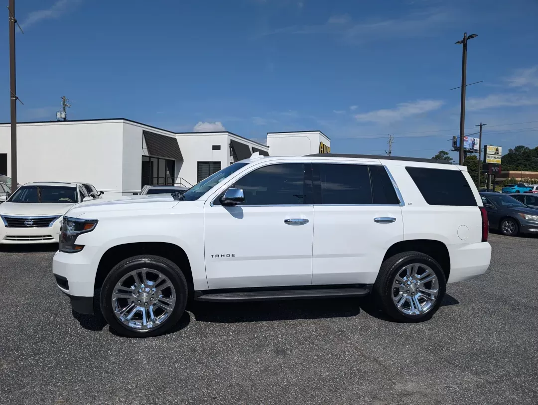 2020 /Cocoa/Dune Chevrolet Tahoe LT (1GNSKBKC1LR) with an Other engine, located at 3959 U.S. 80 W, Phenix City, AL, 36870, (334) 297-4885, 32.469296, -85.135185 - **Experience Adventure with the 2020 Chevrolet Tahoe LT Perfect for Family Getaways in Phenix City, AL!**<br /> <br /> Are you ready to elevate your family adventures? The 2020 Chevrolet Tahoe LT is designed for those who crave space, comfort, and versatility-all essential for any growing family or - Photo#7
