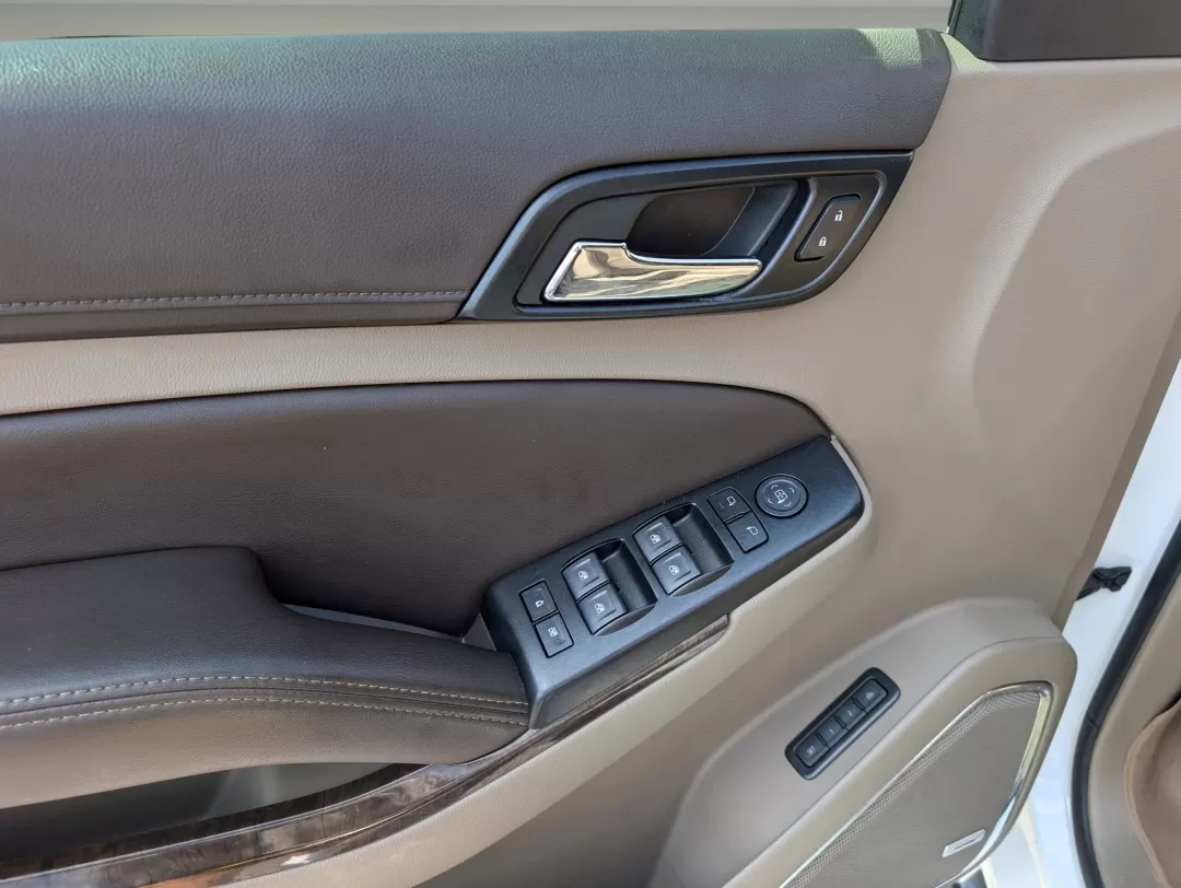 2020 /Cocoa/Dune Chevrolet Tahoe LT (1GNSKBKC1LR) with an Other engine, located at 3959 U.S. 80 W, Phenix City, AL, 36870, (334) 297-4885, 32.469296, -85.135185 - **Explore Your Next Adventure with the 2020 Chevrolet Tahoe LT!** <br /> <br /> Are you ready to elevate your lifestyle with a vehicle that blends space, comfort, and capability? The 2020 Chevrolet Tahoe LT is the perfect companion for busy families, outdoor enthusiasts, or anyone looking to make th - Photo#9