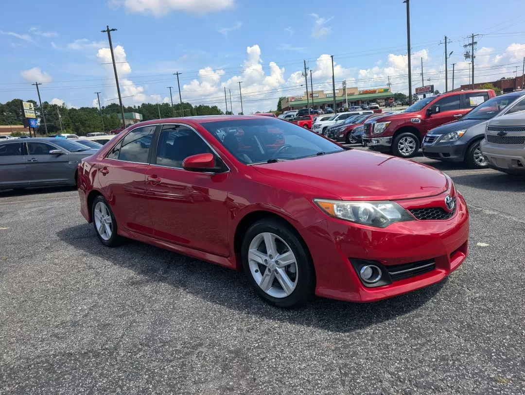2014 Toyota Camry SE (4T1BF1FK5EU) with an Other engine, located at 521 Old Farm Lane Rd, Prattville, AL, 36066, (334) 325-1505, 32.482460, -86.416367 - ### Drive into Adventure with the 2014 Toyota Camry SE Perfect for Everyday Life!<br /> <br /> If you're searching for a reliable and stylish sedan that fits seamlessly into your daily routine, look no further than this eye-catching **2014 Toyota Camry SE**! Whether you're commuting to work, runnin - Photo#2