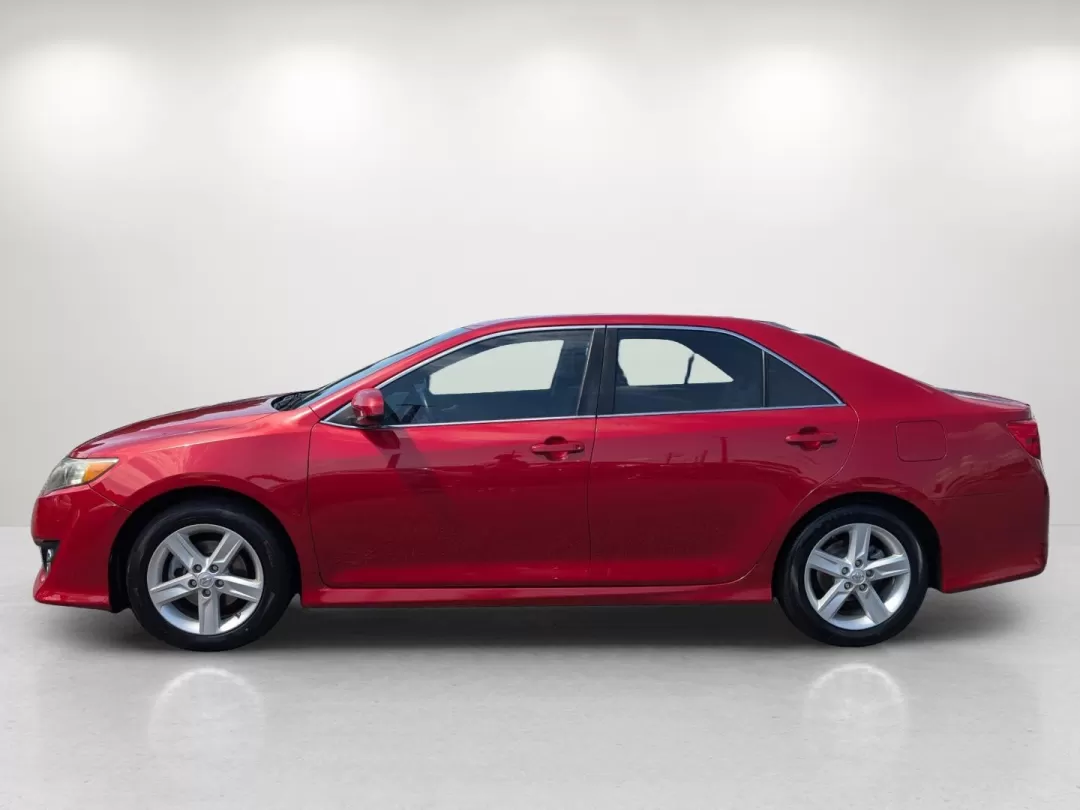 2014 Toyota Camry SE (4T1BF1FK5EU) with an Other engine, located at 521 Old Farm Lane Rd, Prattville, AL, 36066, (334) 325-1505, 32.482460, -86.416367 - ### Drive into Adventure with the 2014 Toyota Camry SE Perfect for Everyday Life!<br /> <br /> If you're searching for a reliable and stylish sedan that fits seamlessly into your daily routine, look no further than this eye-catching **2014 Toyota Camry SE**! Whether you're commuting to work, runnin - Photo#8