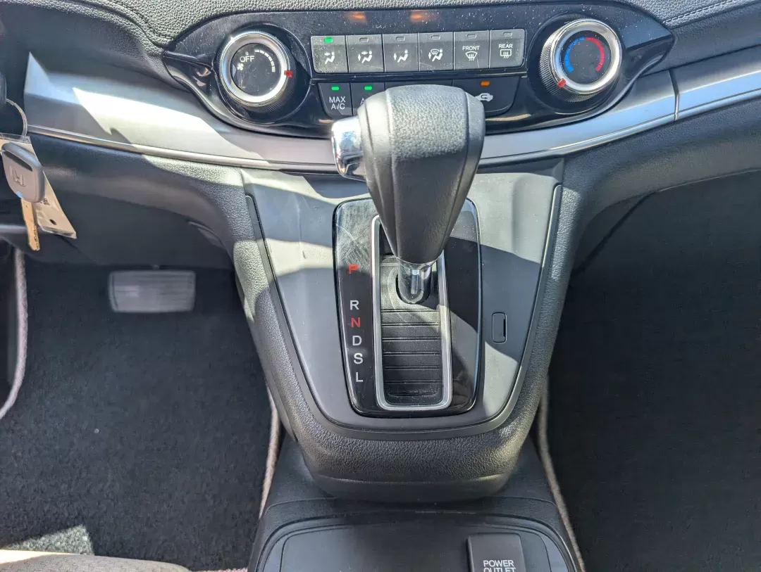 2016 Honda CR-V SE (2HKRM3H4XGH) with an Other engine, located at 3959 U.S. 80 W, Phenix City, AL, 36870, (334) 297-4885, 32.469296, -85.135185 - **Discover Adventure and Comfort with This 2016 Honda CR-V SE at Gils Auto, Phenix City!**<br /> <br /> Are you ready for your next weekend adventure or need a reliable vehicle for those long commutes? Look no further! This spacious and versatile 2016 Honda CR-V SE is your ticket to smooth drives an - Photo#13