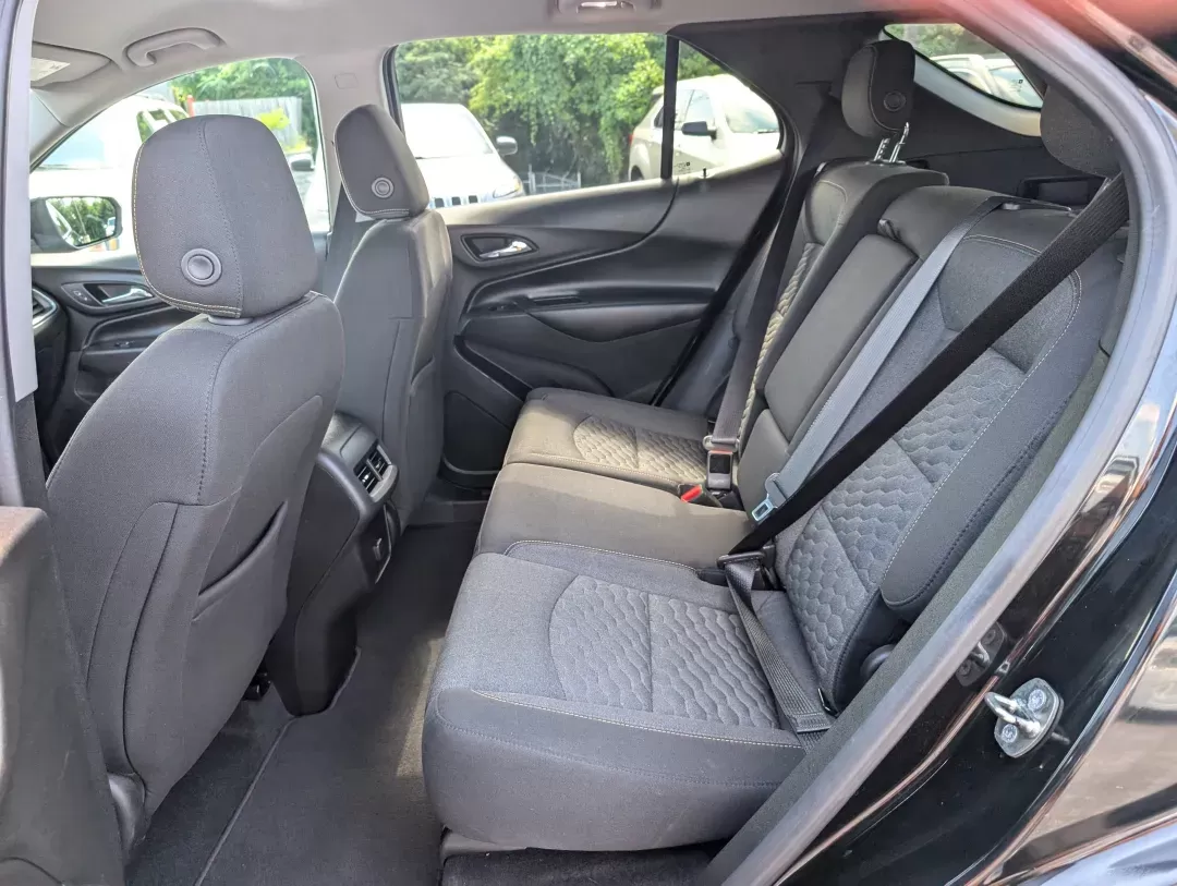 2018 /Jet Black Chevrolet Equinox LT (2GNAXSEV7J6) with an Other engine, located at 3959 U.S. 80 W, Phenix City, AL, 36870, (334) 297-4885, 32.469296, -85.135185 - **Your Next Adventure Awaits in the 2018 Chevrolet Equinox LT Perfect for Families and Commuters Alike!**<br /> <br /> Are you ready to elevate your driving experience? Whether you're picking up the kids from school, commuting to work, or planning a weekend getaway, the 2018 Chevrolet Equinox LT is - Photo#11
