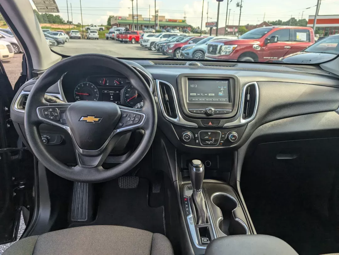 2018 /Jet Black Chevrolet Equinox LT (2GNAXSEV7J6) with an Other engine, located at 3959 U.S. 80 W, Phenix City, AL, 36870, (334) 297-4885, 32.469296, -85.135185 - **Your Next Adventure Awaits in the 2018 Chevrolet Equinox LT Perfect for Families and Commuters Alike!**<br /> <br /> Are you ready to elevate your driving experience? Whether you're picking up the kids from school, commuting to work, or planning a weekend getaway, the 2018 Chevrolet Equinox LT is - Photo#12