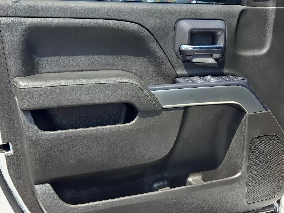 2019 /Jet Black Chevrolet Silverado 1500 LD LT (2GCRCPEC1K1) with an Other engine, located at 3959 U.S. 80 W, Phenix City, AL, 36870, (334) 297-4885, 32.469296, -85.135185 - **Explore New Adventures with the 2019 Chevrolet Silverado 1500 LD Ideal for Work and Play!**<br /> <br /> Are you looking for a versatile vehicle that can keep up with your busy lifestyle? Whether you're hauling gear for a weekend camping trip, commuting to work, or managing family errands, the 20 - Photo#9