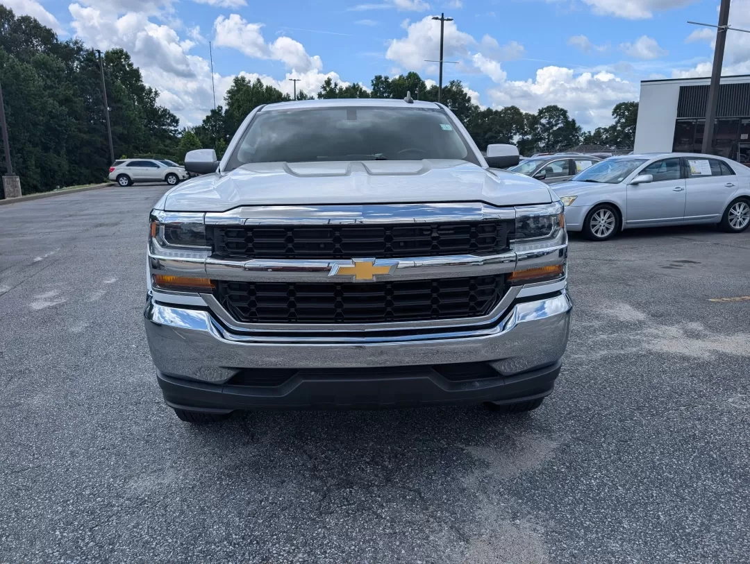 2019 /Jet Black Chevrolet Silverado 1500 LD LT (2GCRCPEC1K1) with an Other engine, located at 521 Old Farm Lane Rd, Prattville, AL, 36066, (334) 325-1505, 32.482460, -86.416367 - Are you on the lookout for a versatile pickup truck that balances power and comfort? Meet the 2019 Chevrolet Silverado 1500 LD LT, an ideal choice for weekend adventures, heavy-duty tasks, or simply commuting around Phenix City, AL. This robust extended cab pickup is designed to cater to various lif - Photo#1