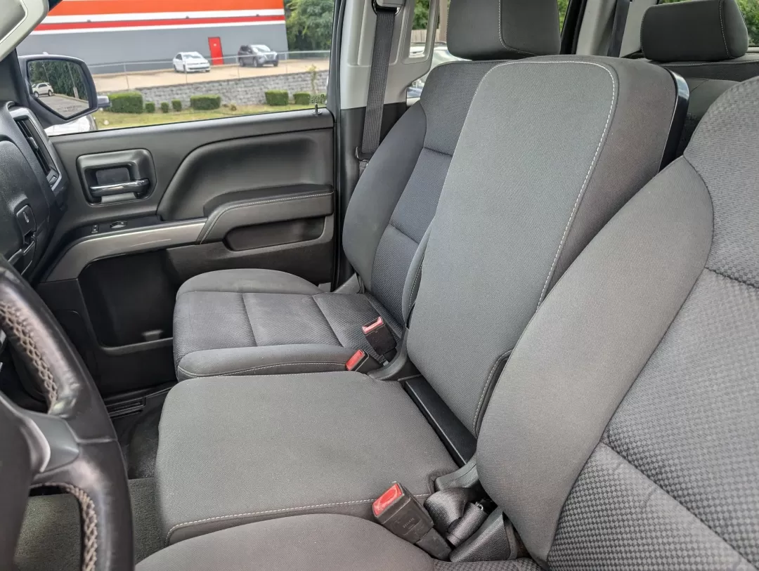 2019 /Jet Black Chevrolet Silverado 1500 LD LT (2GCRCPEC1K1) with an Other engine, located at 521 Old Farm Lane Rd, Prattville, AL, 36066, (334) 325-1505, 32.482460, -86.416367 - Are you on the lookout for a versatile pickup truck that balances power and comfort? Meet the 2019 Chevrolet Silverado 1500 LD LT, an ideal choice for weekend adventures, heavy-duty tasks, or simply commuting around Phenix City, AL. This robust extended cab pickup is designed to cater to various lif - Photo#10