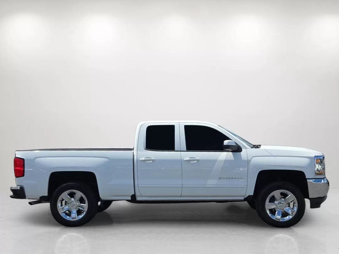 2019 /Jet Black Chevrolet Silverado 1500 LD LT (2GCRCPEC1K1) with an Other engine, located at 521 Old Farm Lane Rd, Prattville, AL, 36066, (334) 325-1505, 32.482460, -86.416367 - Are you on the lookout for a versatile pickup truck that balances power and comfort? Meet the 2019 Chevrolet Silverado 1500 LD LT, an ideal choice for weekend adventures, heavy-duty tasks, or simply commuting around Phenix City, AL. This robust extended cab pickup is designed to cater to various lif - Photo#4