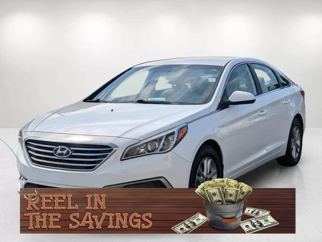 2017 /Gray Hyundai Sonata SE (5NPE24AF5HH) with an Other engine, located at 521 Old Farm Lane Rd, Prattville, AL, 36066, (334) 325-1505, 32.482460, -86.416367 - **Discover Your Next Adventure in the 2017 Hyundai Sonata SE!**<br /> <br /> Are you ready to elevate your driving experience? Whether you're commuting to work, running errands, or planning an exciting weekend getaway, the 2017 Hyundai Sonata SE is your ultimate companion. With its sleek Quartz Whit - Photo#0