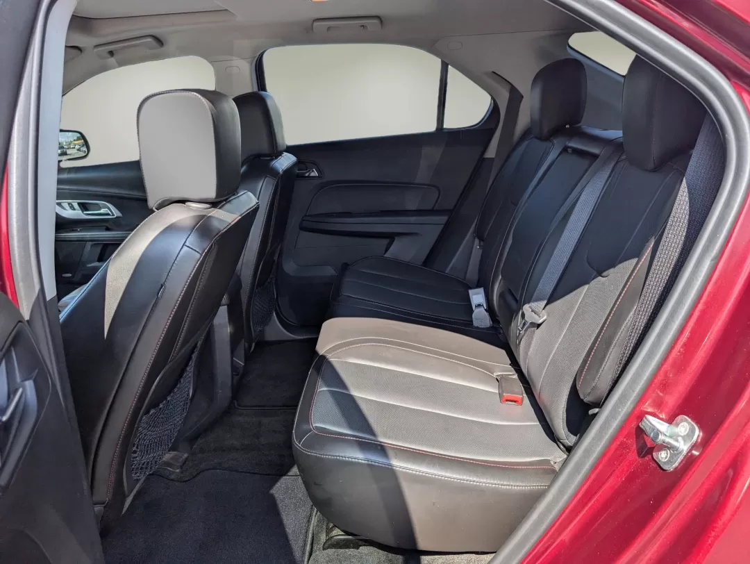 2017 /Jet Black Chevrolet Equinox Premier (2GNALDEKXH6) with an Other engine, located at 5115 14th Ave., Columbus, GA, 31904, (706) 323-0345, 32.511494, -84.971046 - **Elevate Your Commute with the 2017 Chevrolet Equinox Premier Perfect for Families and Adventurers Alike!**<br /> <br /> Discover the epitome of versatility with the 2017 Chevrolet Equinox Premier, designed for those who crave a blend of comfort, technology, and safety. Whether you're navigating d - Photo#10