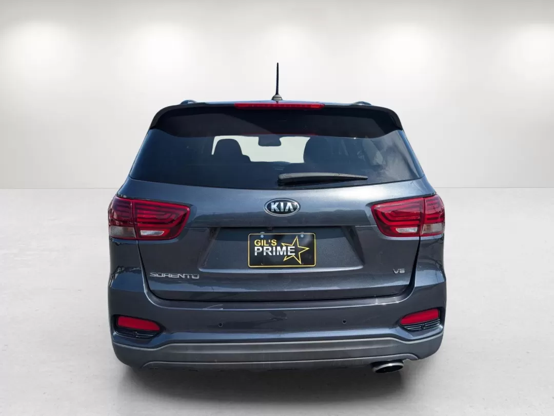 2020 /Black Kia Sorento S V6 (5XYPG4A50LG) with an Other engine, located at 7000 Northlake Connector, Columbus, GA, 31904, (706) 987-8085, 32.524975, -84.978134 - **Adventure Awaits: Discover the 2020 Kia Sorento at Gils Auto in Phenix City, AL!**<br /> <br /> If you're seeking a versatile SUV that combines style, comfort, and practicality, look no further than the 2020 Kia Sorento S V6 available now at Gils Auto, your trusted Buy Here Pay Here dealership loc - Photo#6