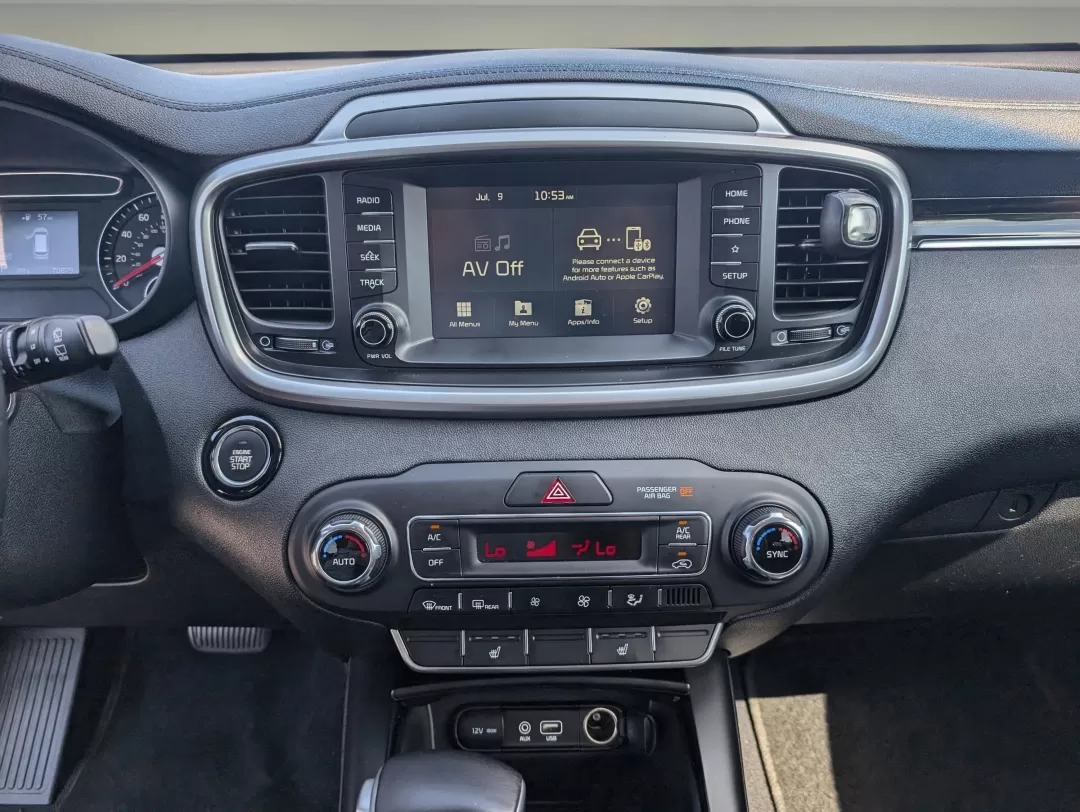2020 /Black Kia Sorento S V6 (5XYPG4A50LG) with an Other engine, located at 7000 Northlake Connector, Columbus, GA, 31904, (706) 987-8085, 32.524975, -84.978134 - **Adventure Awaits: Discover the 2020 Kia Sorento at Gils Auto in Phenix City, AL!**<br /> <br /> If you're seeking a versatile SUV that combines style, comfort, and practicality, look no further than the 2020 Kia Sorento S V6 available now at Gils Auto, your trusted Buy Here Pay Here dealership loc - Photo#15