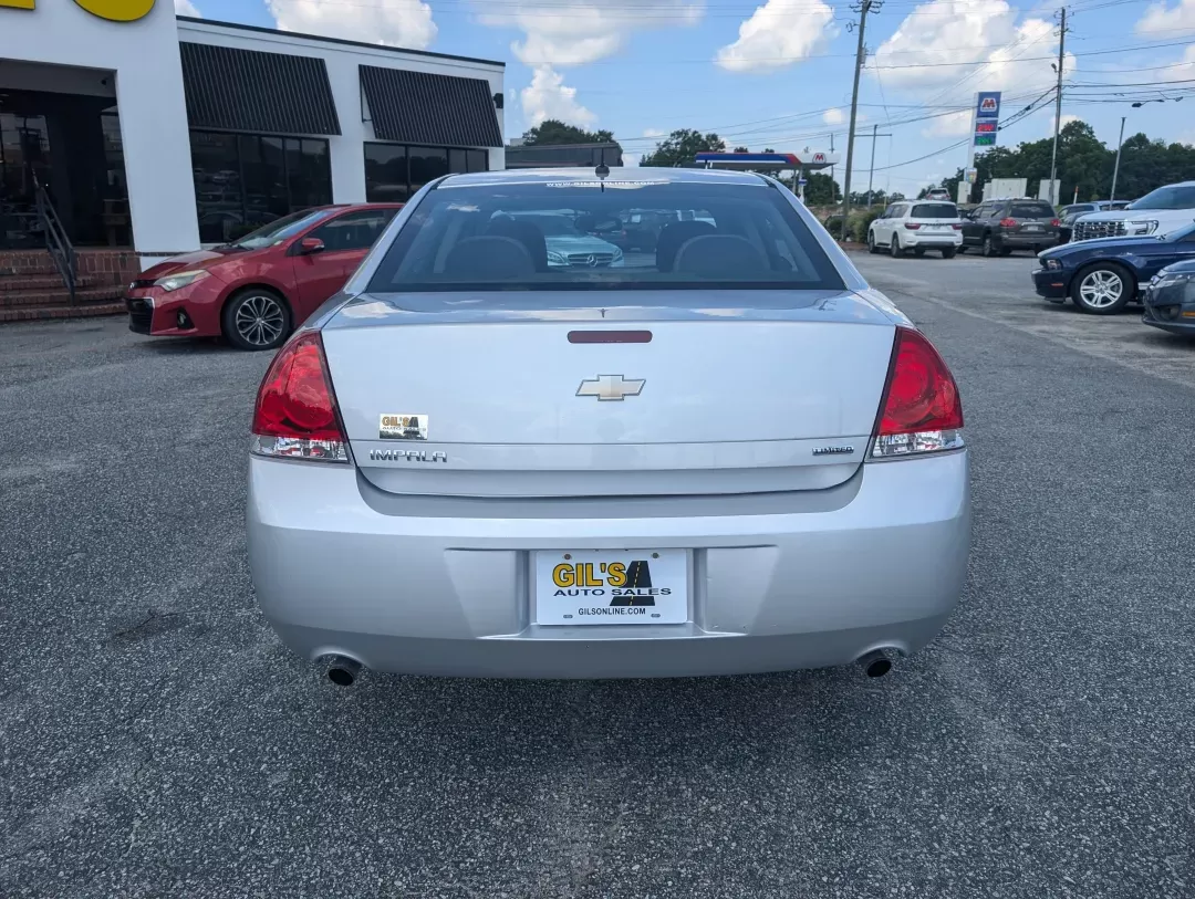 2016 /Ebony Chevrolet Impala Limited LS (2G1WA5E37G1) with an Other engine, located at 1430 Gateway Drive, Opelika, AL, 36801, (334) 239-0944, 32.637871, -85.409790 - **Discover the Perfect Companion for Every Journey: 2016 Chevrolet Impala Limited at Gils Auto in Opelika, AL!**<br /> <br /> Are you in search of a reliable sedan that seamlessly fits into your busy lifestyle? Look no further than this stunning 2016 Chevrolet Impala Limited, available now at Gils A - Photo#5