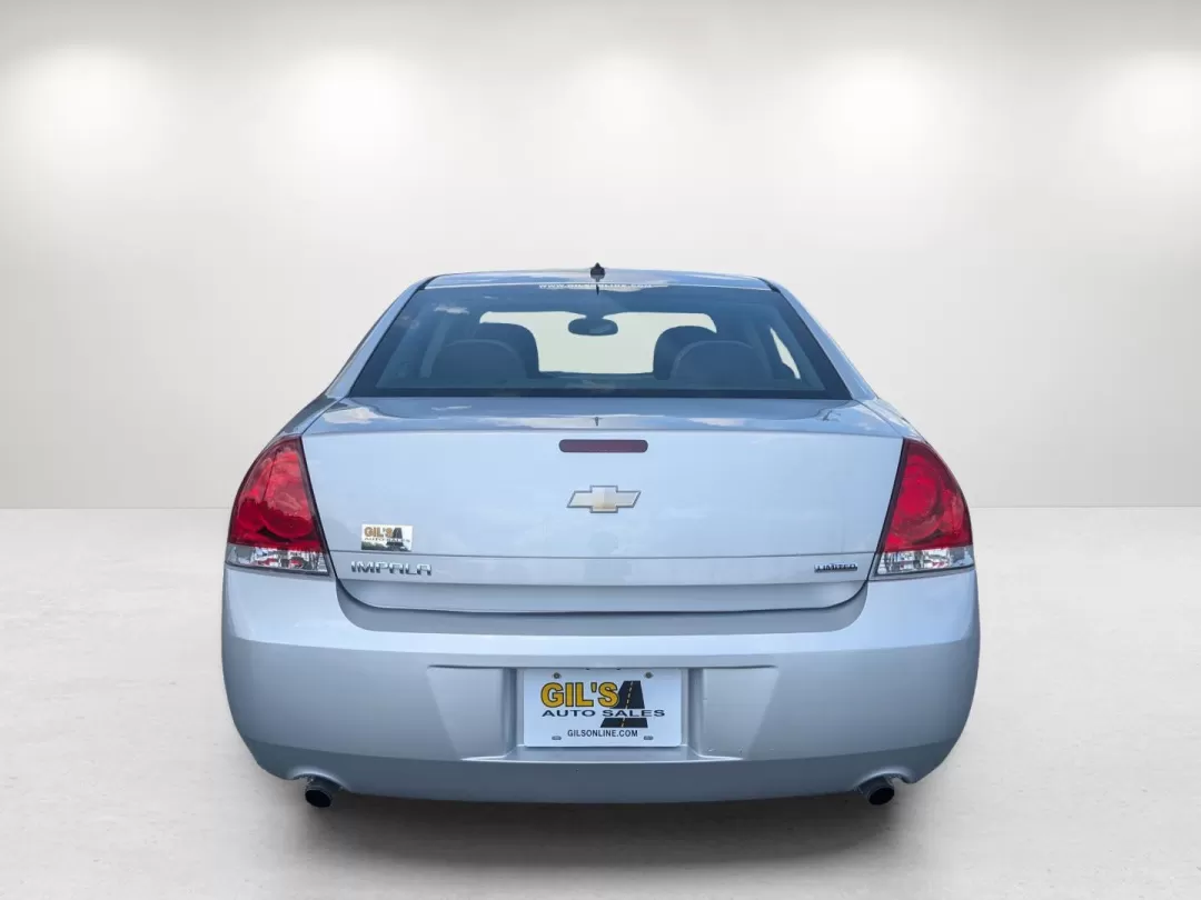 2016 /Ebony Chevrolet Impala Limited LS (2G1WA5E37G1) with an Other engine, located at 1430 Gateway Drive, Opelika, AL, 36801, (334) 239-0944, 32.637871, -85.409790 - **Discover the Perfect Companion for Every Journey: 2016 Chevrolet Impala Limited at Gils Auto in Opelika, AL!**<br /> <br /> Are you in search of a reliable sedan that seamlessly fits into your busy lifestyle? Look no further than this stunning 2016 Chevrolet Impala Limited, available now at Gils A - Photo#6