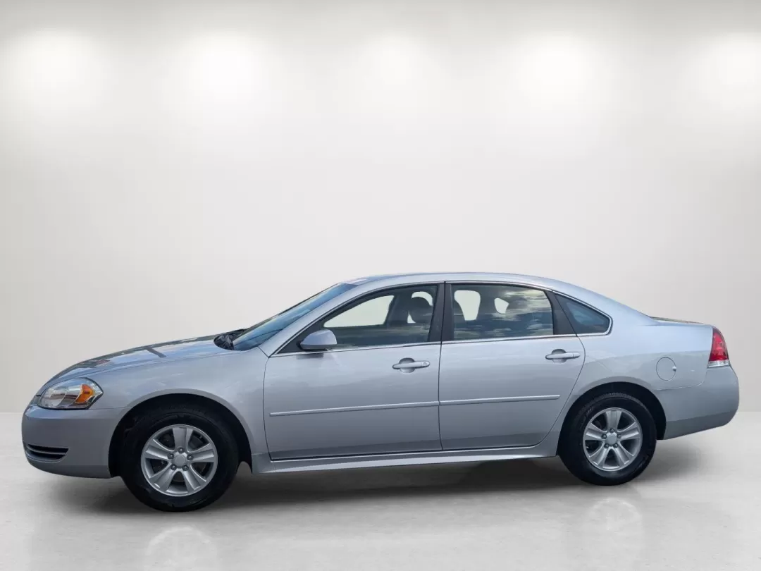 2016 /Ebony Chevrolet Impala Limited LS (2G1WA5E37G1) with an Other engine, located at 1430 Gateway Drive, Opelika, AL, 36801, (334) 239-0944, 32.637871, -85.409790 - **Discover the Perfect Companion for Every Journey: 2016 Chevrolet Impala Limited at Gils Auto in Opelika, AL!**<br /> <br /> Are you in search of a reliable sedan that seamlessly fits into your busy lifestyle? Look no further than this stunning 2016 Chevrolet Impala Limited, available now at Gils A - Photo#8