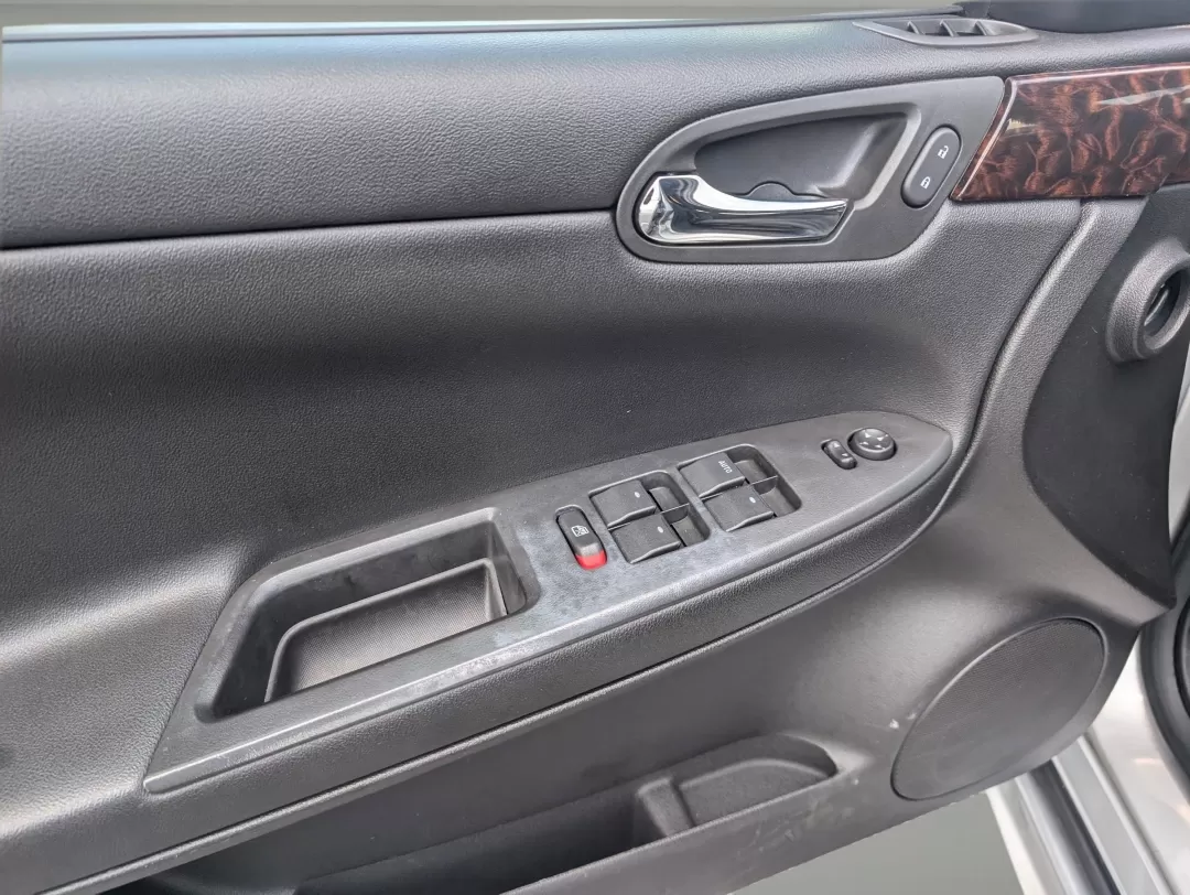 2016 /Ebony Chevrolet Impala Limited LS (2G1WA5E37G1) with an Other engine, located at 1430 Gateway Drive, Opelika, AL, 36801, (334) 239-0944, 32.637871, -85.409790 - **Discover the Perfect Companion for Every Journey: 2016 Chevrolet Impala Limited at Gils Auto in Opelika, AL!**<br /> <br /> Are you in search of a reliable sedan that seamlessly fits into your busy lifestyle? Look no further than this stunning 2016 Chevrolet Impala Limited, available now at Gils A - Photo#9