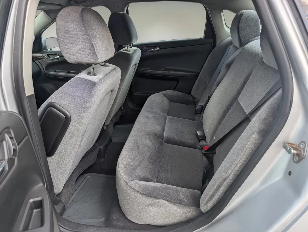 2016 /Ebony Chevrolet Impala Limited LS (2G1WA5E37G1) with an Other engine, located at 1430 Gateway Drive, Opelika, AL, 36801, (334) 239-0944, 32.637871, -85.409790 - **Discover the Perfect Companion for Every Journey: 2016 Chevrolet Impala Limited at Gils Auto in Opelika, AL!**<br /> <br /> Are you in search of a reliable sedan that seamlessly fits into your busy lifestyle? Look no further than this stunning 2016 Chevrolet Impala Limited, available now at Gils A - Photo#11