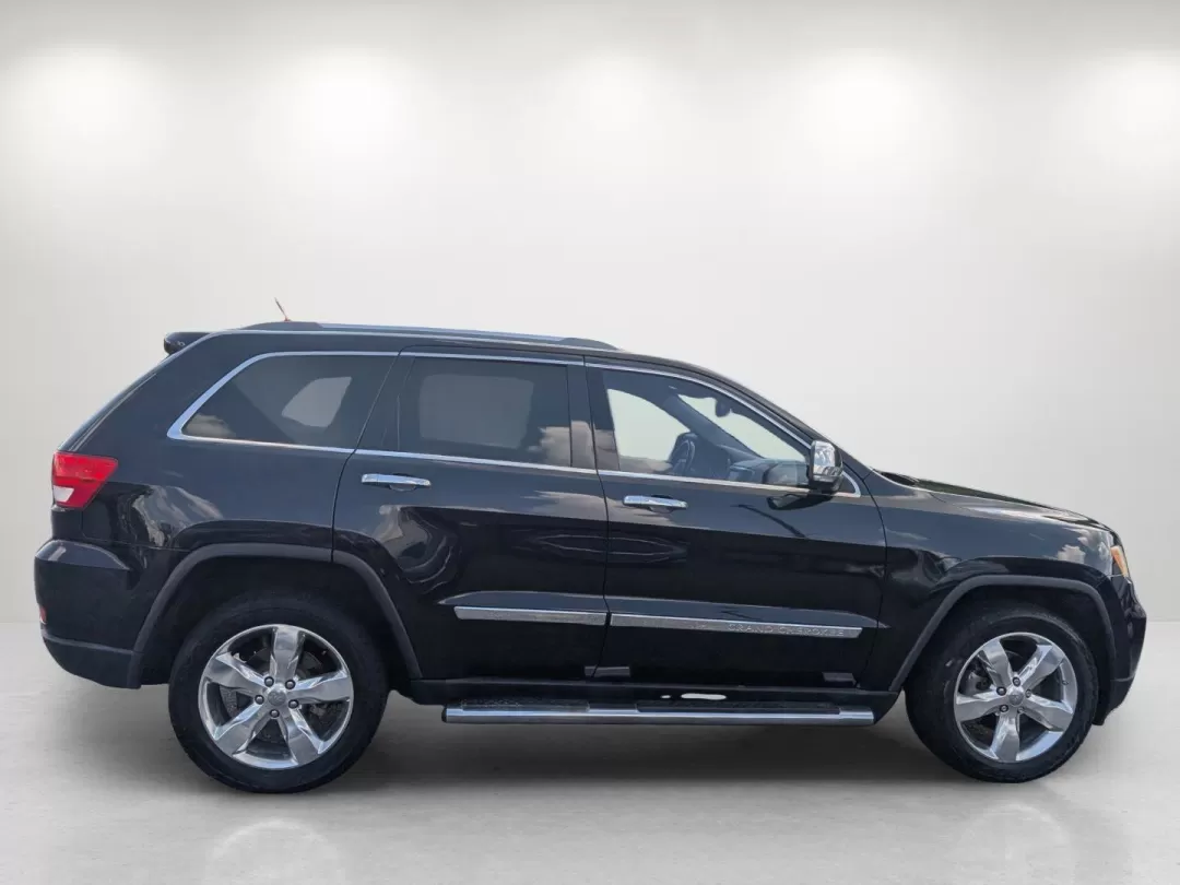 2012 /Black/New Saddle Jeep Grand Cherokee Overland Summit (1C4RJECT6CC) with an Other engine, located at 7000 Northlake Connector, Columbus, GA, 31904, (706) 987-8085, 32.524975, -84.978134 - **Conquer the Road with the 2012 Jeep Grand Cherokee Overland Summit! Ideal for Your Next Adventure!**<br /> <br /> Are you ready to elevate your driving experience? The 2012 Jeep Grand Cherokee Overland Summit is the perfect companion for those who crave adventure without sacrificing comfort. Wheth - Photo#4